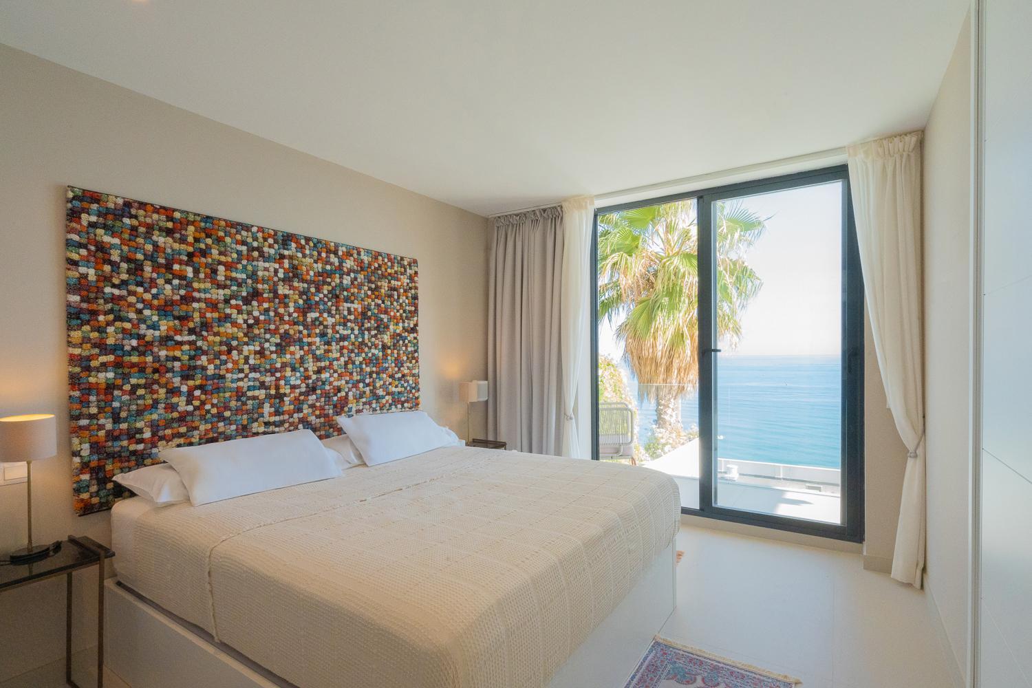 Private 250Sqm Garden Duplex, Jacuzzi, Cinema, Sea View Escape Lejlighed Torremolinos Eksteriør billede